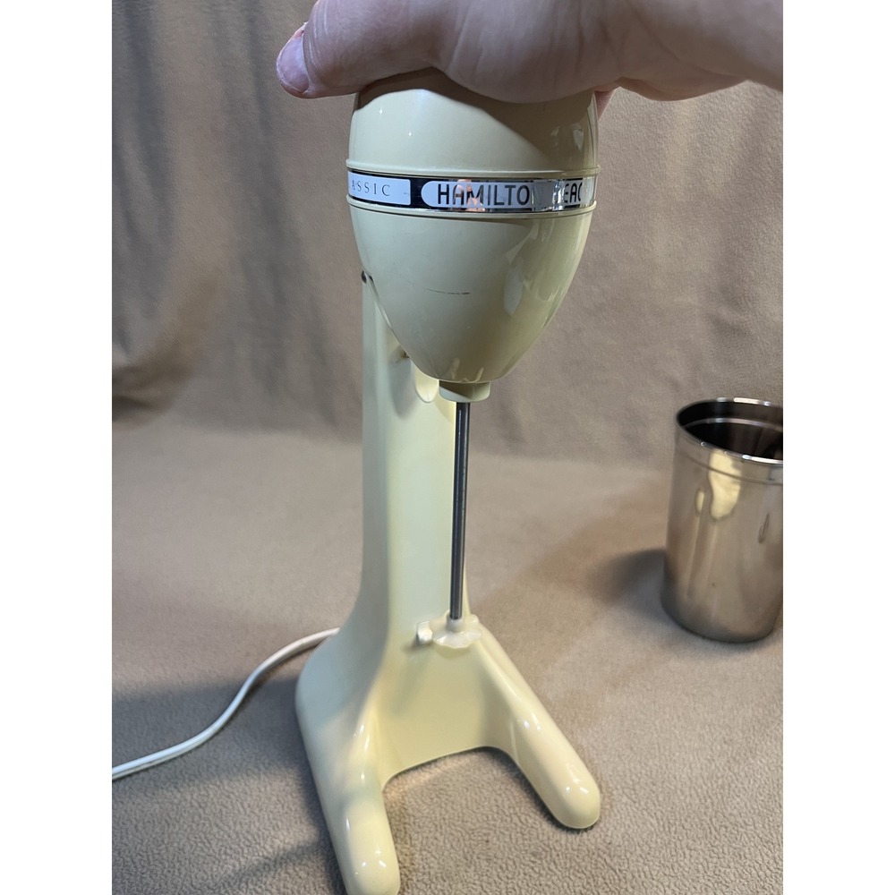 Hamilton Beach DrinkMaster‎ Classic Milkshake Maker Cream 2 Speed Mixer with Cup - Picture 9 of 9